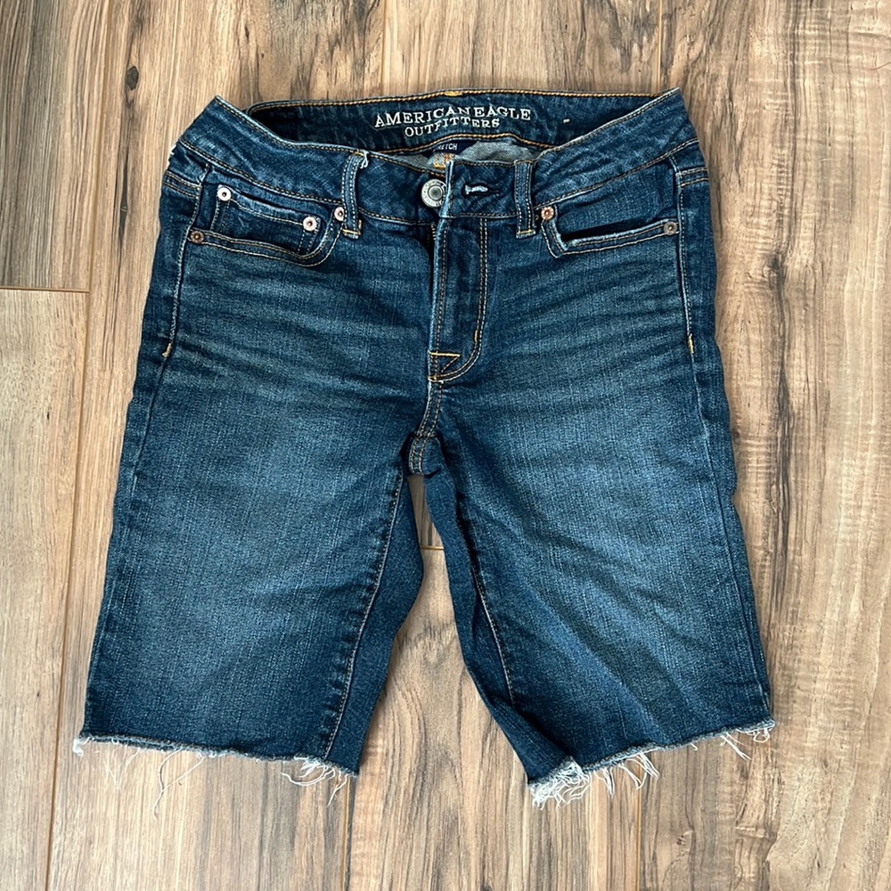 Bermuda Shorts EUC